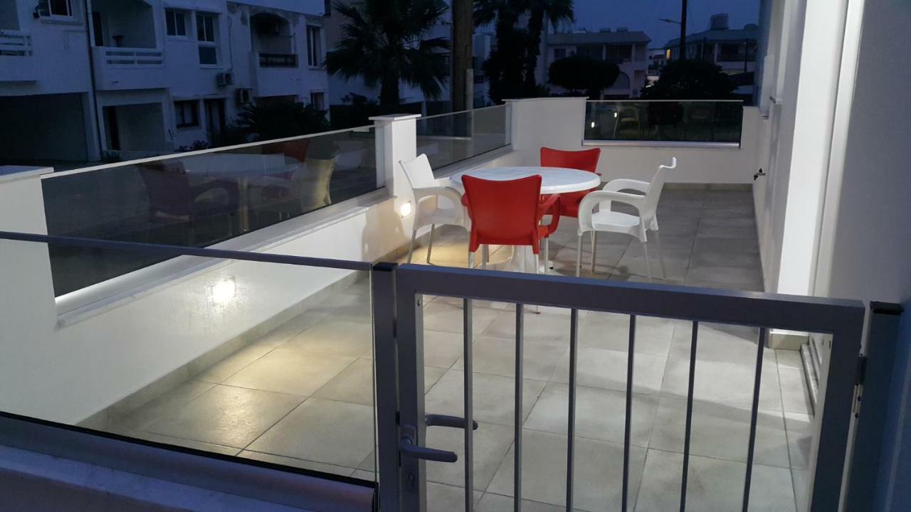 Chris'S Holiday Apt - Ayia Napa Exterior foto